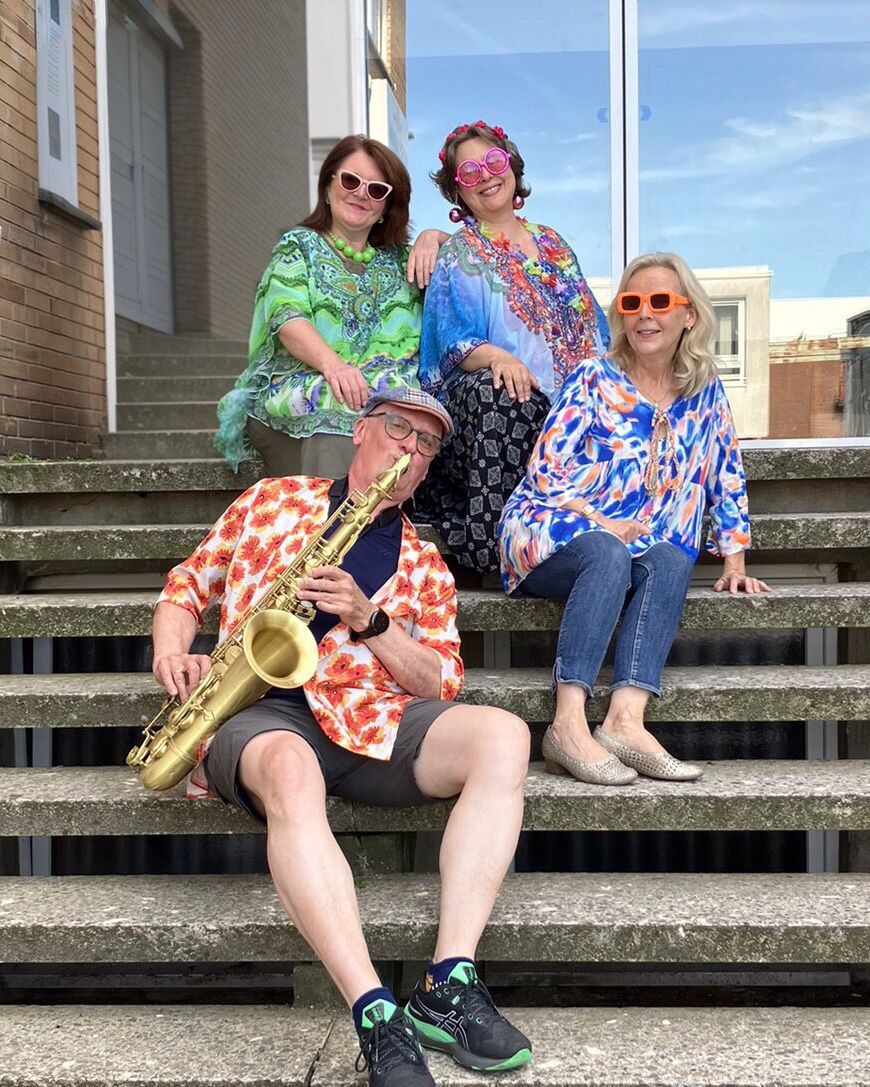 JUST FOUR FUN - Teambild